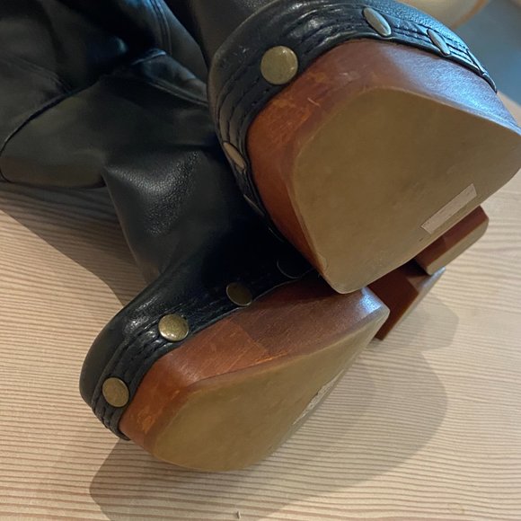 JACQUEMUS LEATHER CLOG BOOTS - Picture 11 of 15